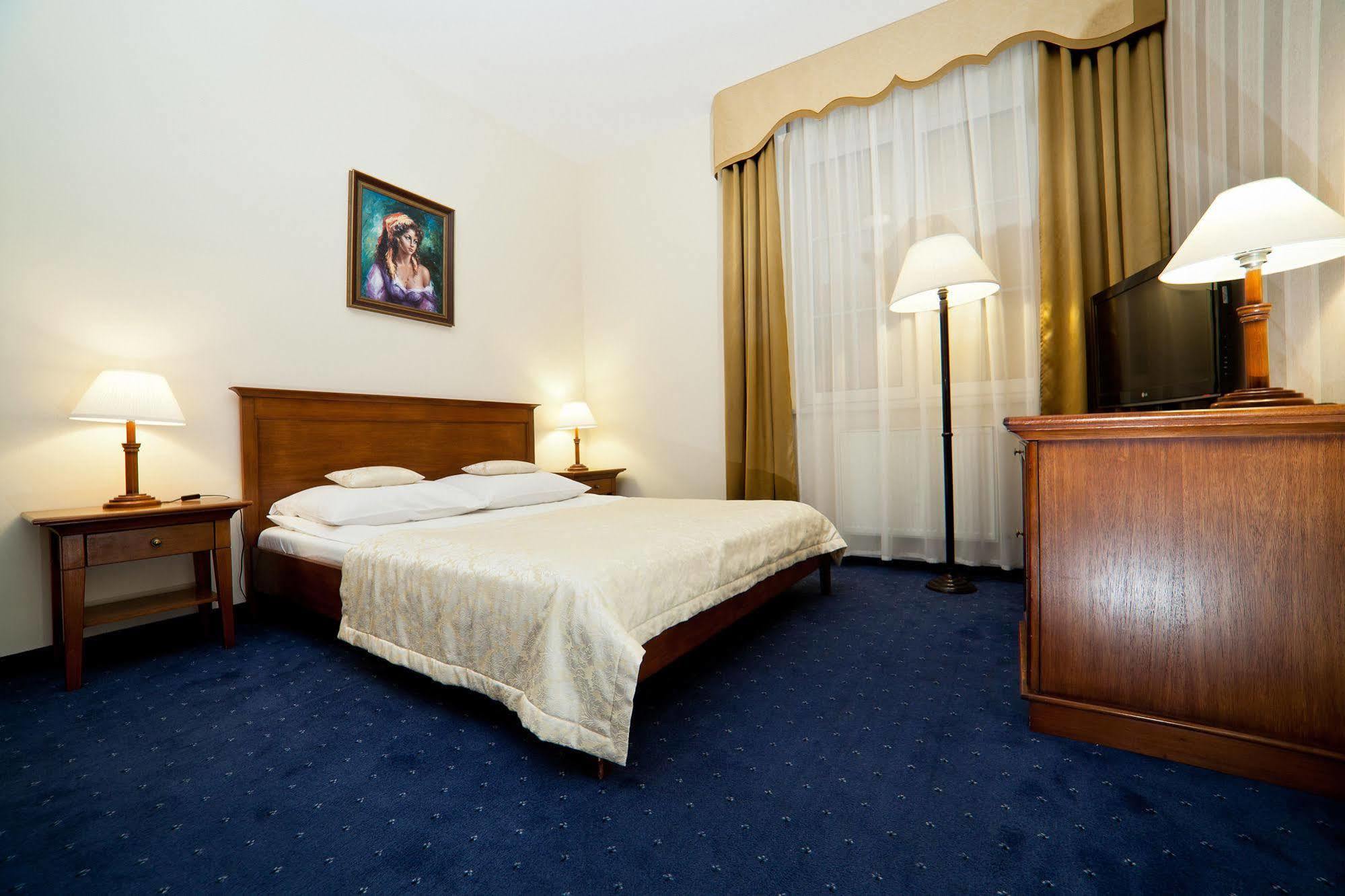 Hotel Wellness & Spa Nowy Dwor 3*